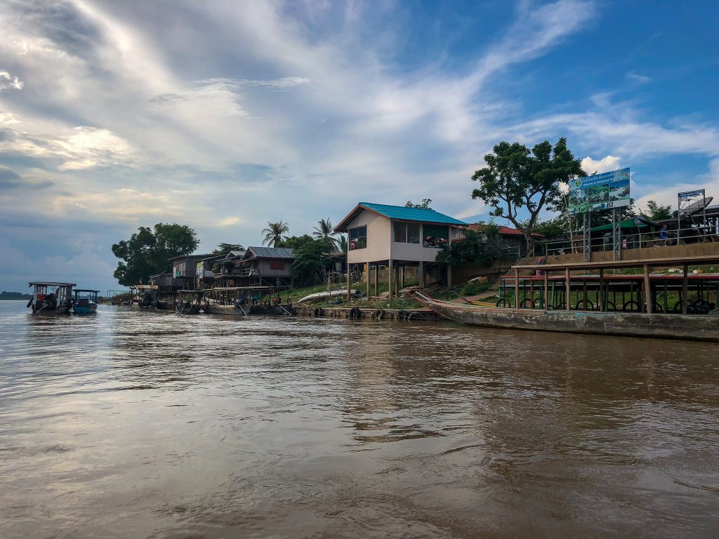 Ban Nakasang, Laos