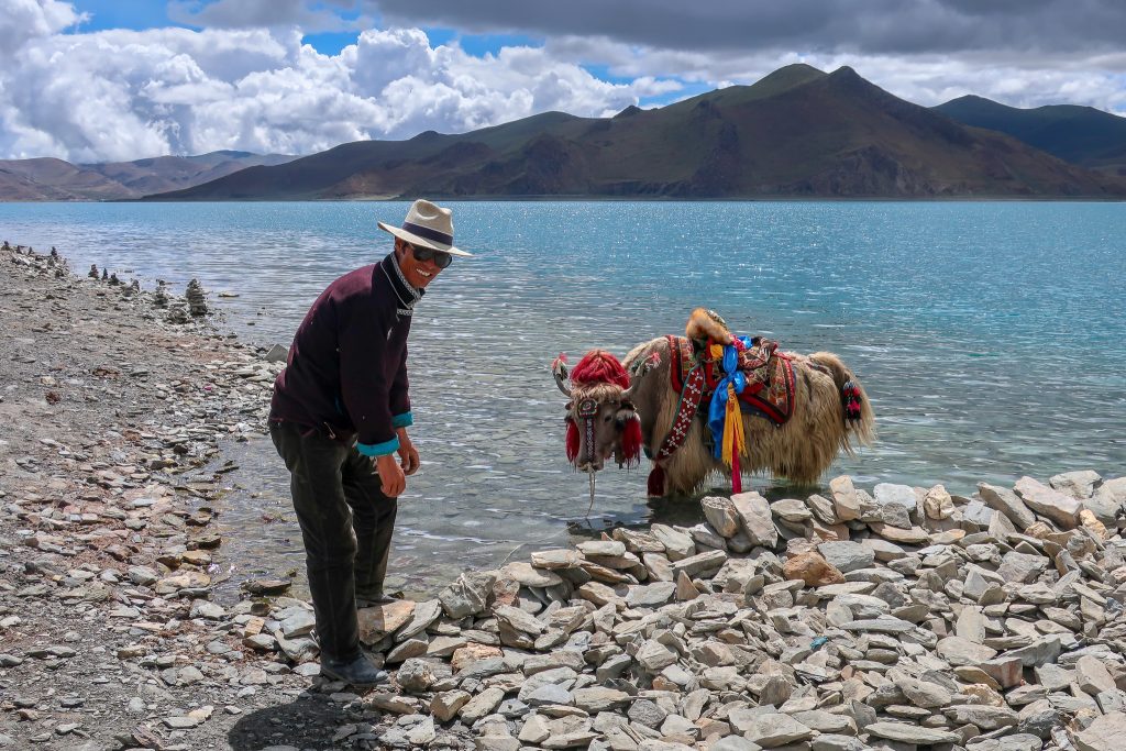 Yamdrok Lake - Tibet, China